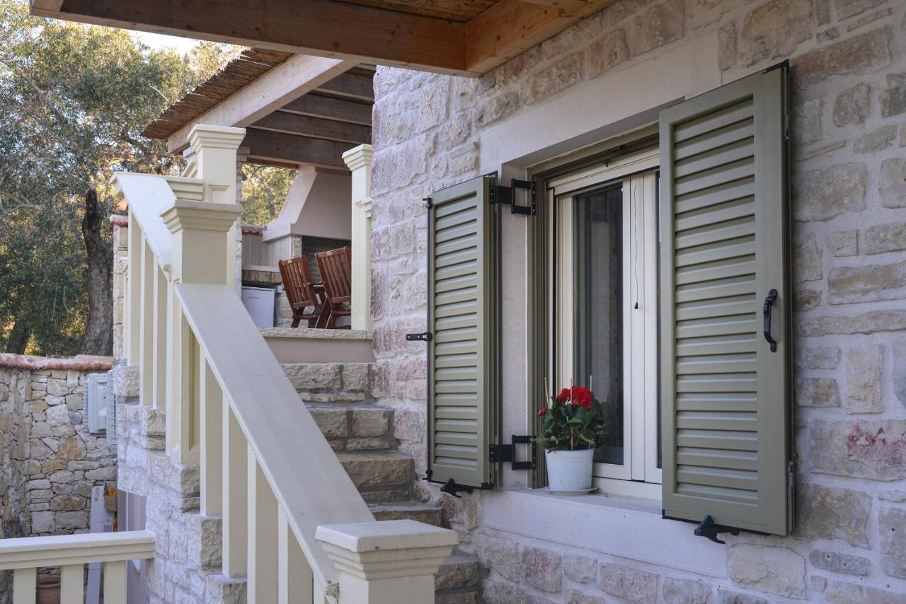 Family'S Nest Villa Lákka Екстериор снимка