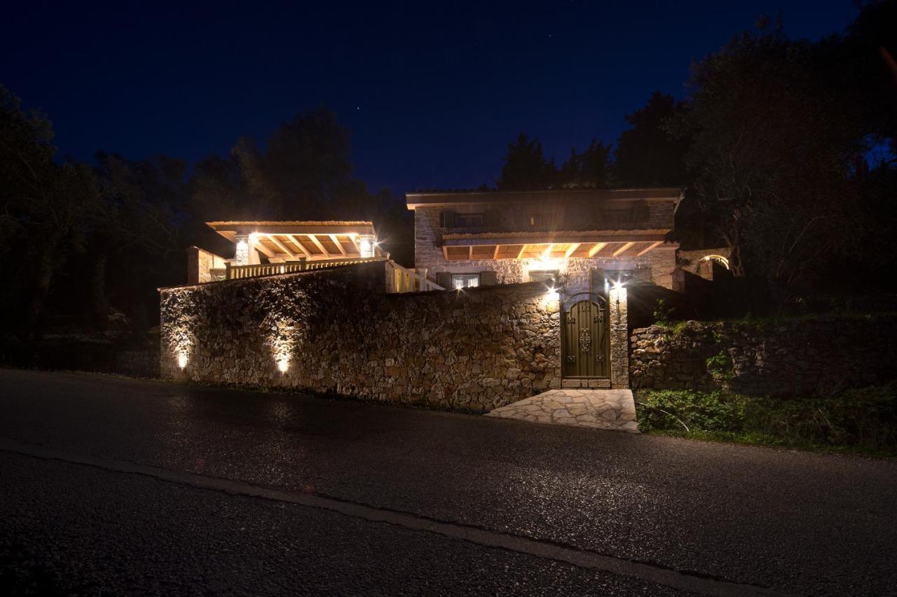 Family'S Nest Villa Lákka Екстериор снимка