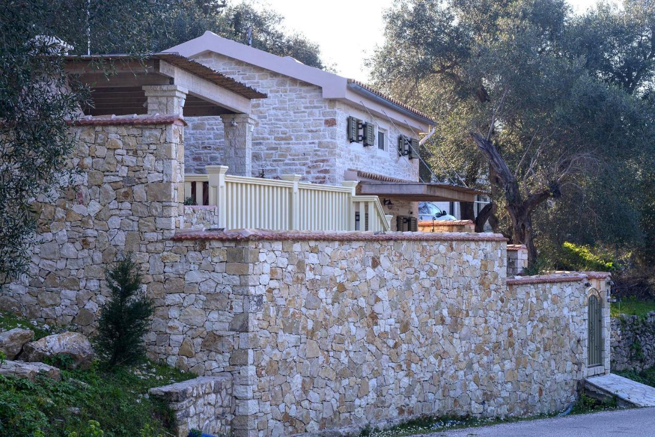 Family'S Nest Villa Lákka Екстериор снимка