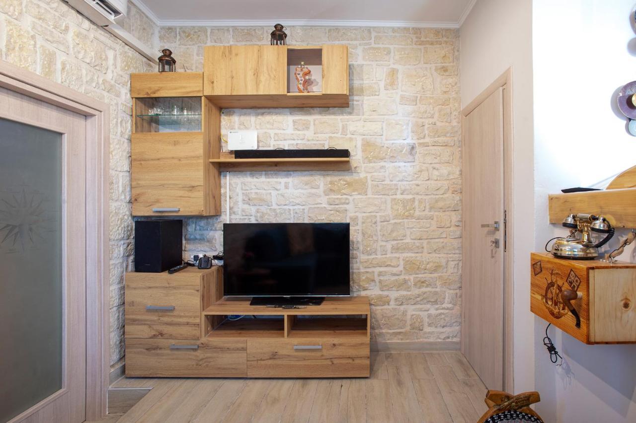 Family'S Nest Villa Lákka Екстериор снимка