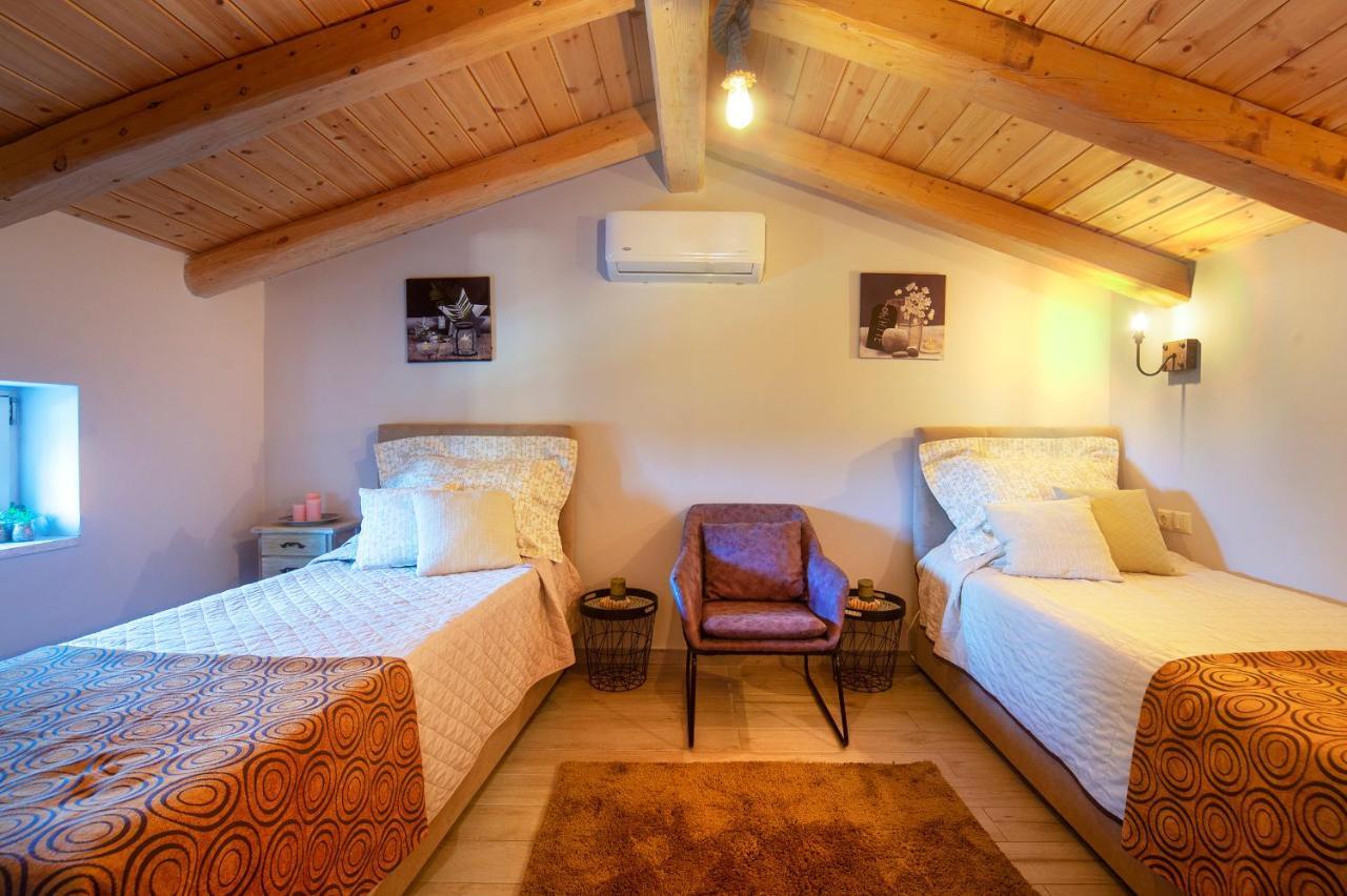 Family'S Nest Villa Lákka Екстериор снимка